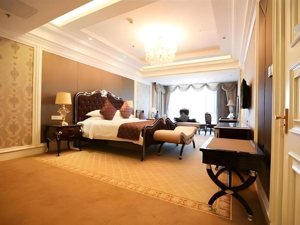 Country Garden Phoenix Hotel เสิ่นหยาง ภายนอก รูปภาพ
