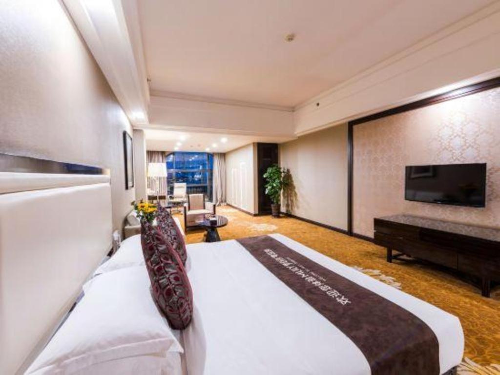 Country Garden Phoenix Hotel เสิ่นหยาง ภายนอก รูปภาพ