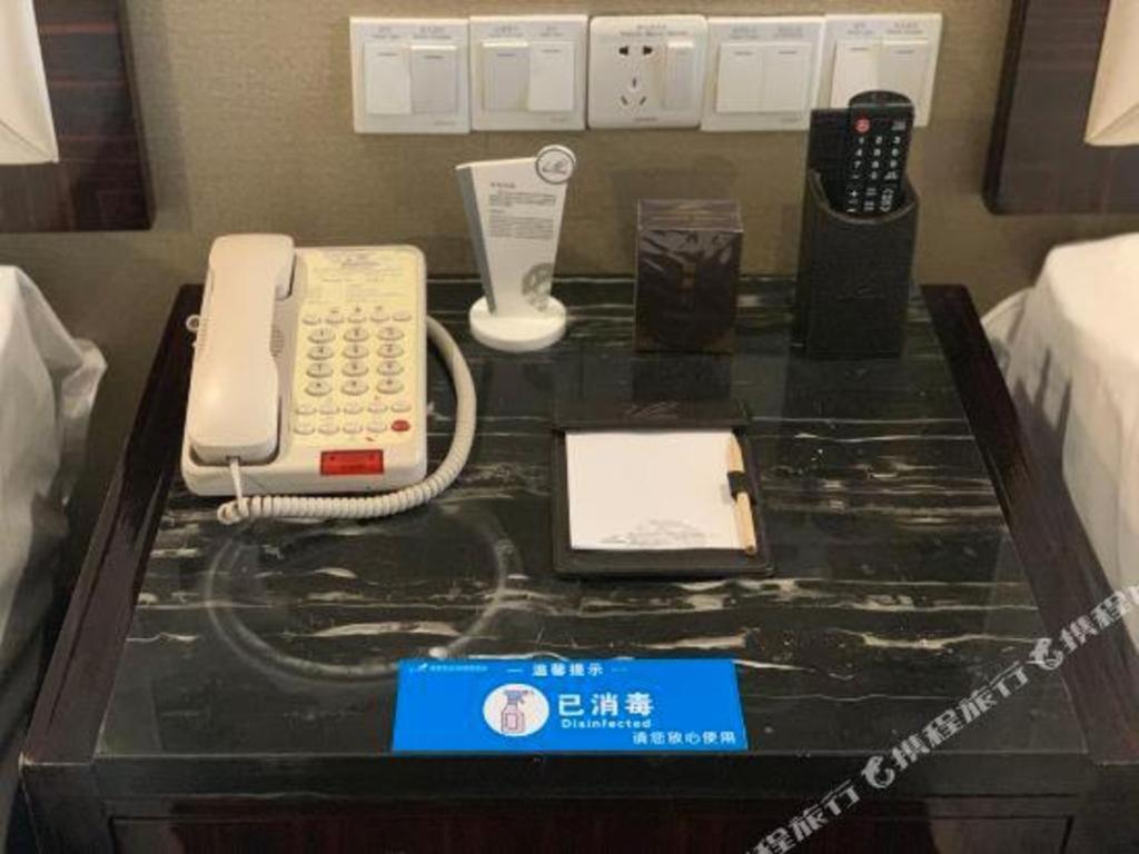 Country Garden Phoenix Hotel เสิ่นหยาง ภายนอก รูปภาพ