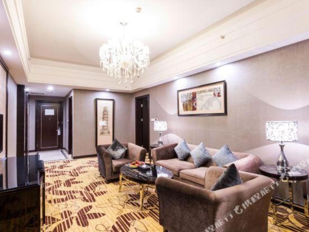 Country Garden Phoenix Hotel เสิ่นหยาง ภายนอก รูปภาพ